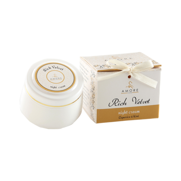 The phrase ‘Beauty Sleep’ takes on a whole new meaning with Green Pharmacy’s AMORE Rich Velvet Night Cream